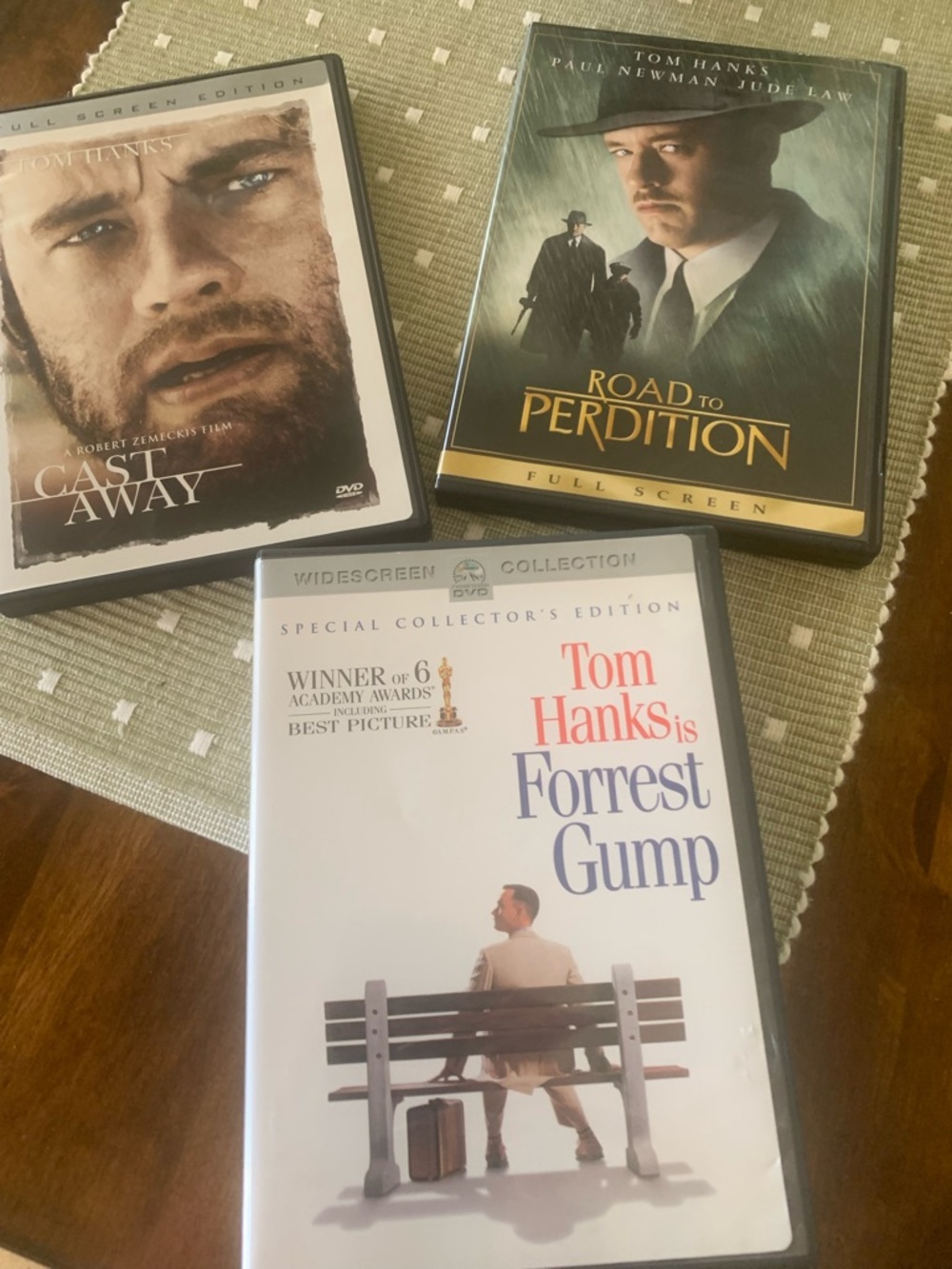 3 Tom Hanks DVD Movie bundle